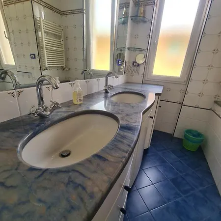 La Casa Di Sarah By Portofinovacanze Apartment Rapallo